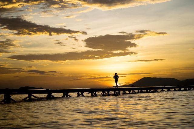 running-with-sunshine-tran-van-truong